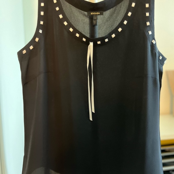 Escada cami, size 42 - Picture 6 of 6